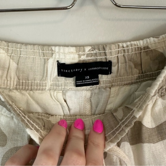 Sanctuary x Anthropologie | Linen Tan Camo Cargo Jogger Pants Size XS - Picture 4 of 9